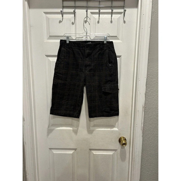 Vans Cargo Shorts Mens 30 Gray Charcoal Plaid 12" Inseam Skater 100% Cotton - Picture 1 of 9